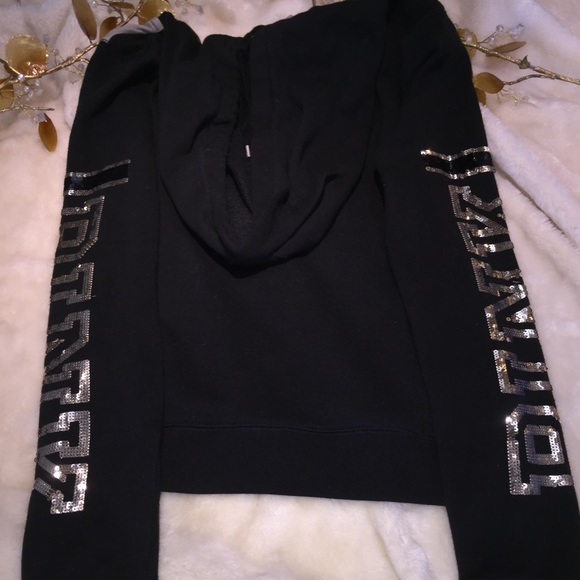 Sold On Ⓜ️ Victoria Secret Palm Bling Sweatshirt - Picture 4 of 5