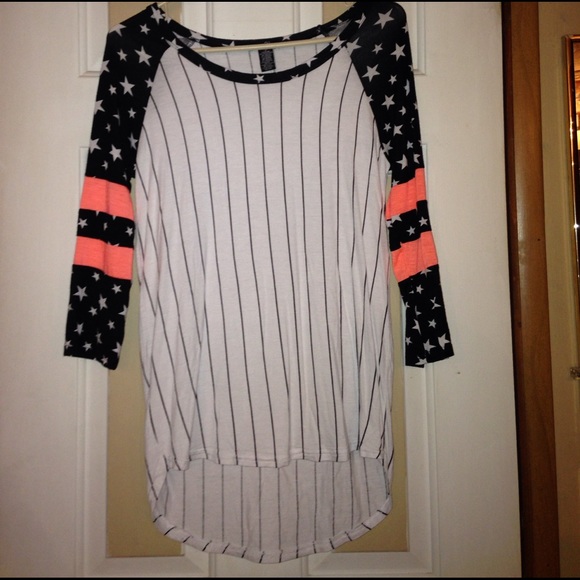 3/4 sleeve shirt with stripes and stars! - Picture 1 of 1