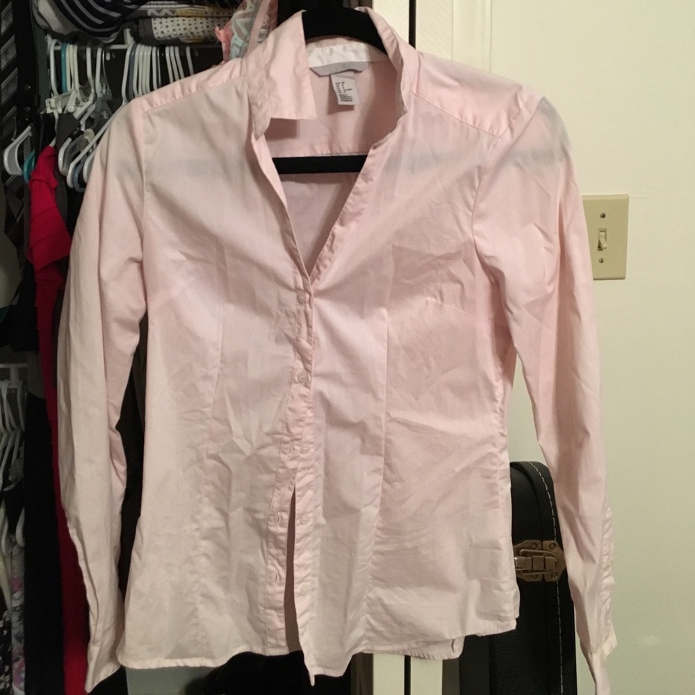 ❌Selling elsewhere❌H&M pastel pink blouse