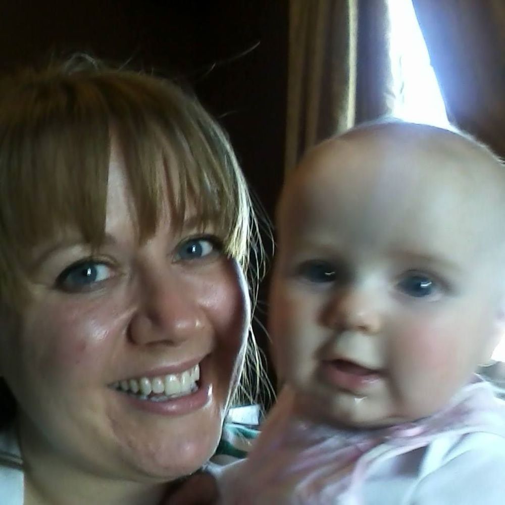 Meet your Posher, Hallie