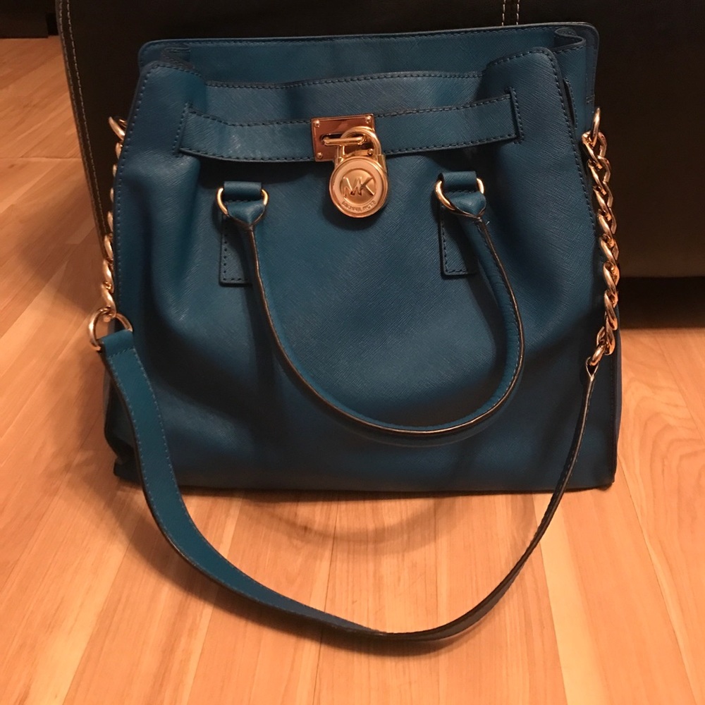 Authentic Micheal Kors Blue Hamilton bag