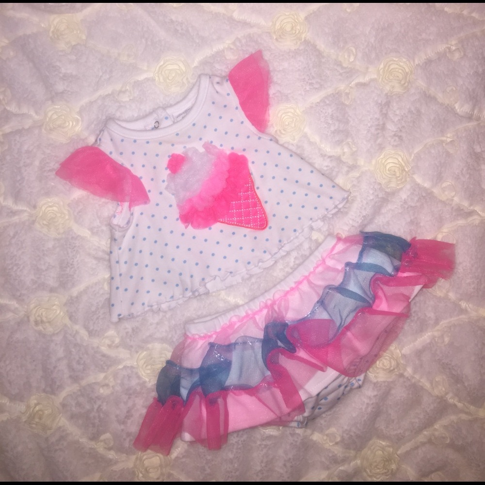 ❤️LIKE NEW❤️ Adorable Baby Girl Ice Cream Set