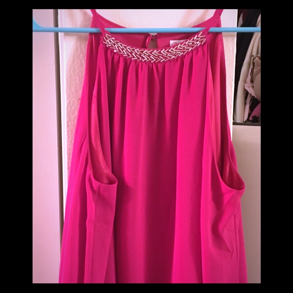 💕 GUESS sleeveless fuschia top S
