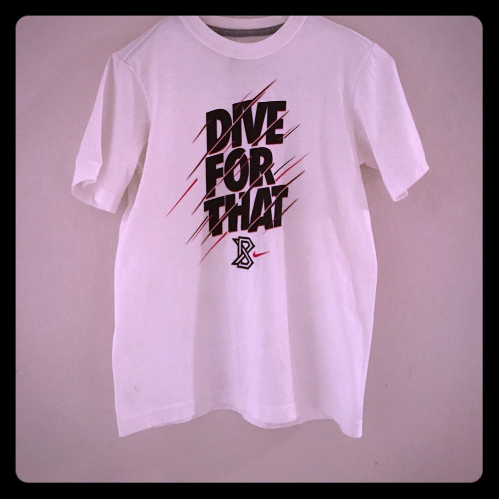 Boys Nike t-shirt