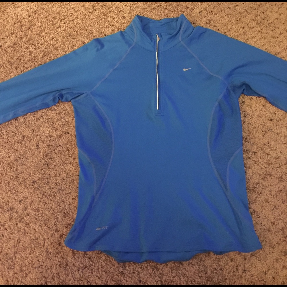 Nike -Dri-Fit active , mid zip up active shirt