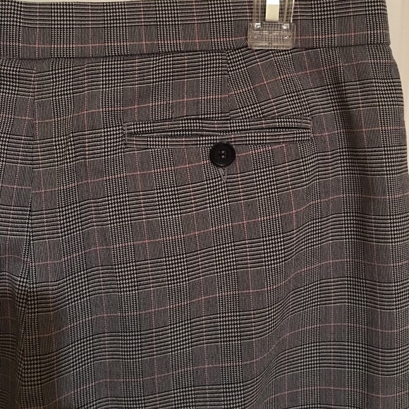 Beautiful Pants purchased in Europe - Picture 6 of 6