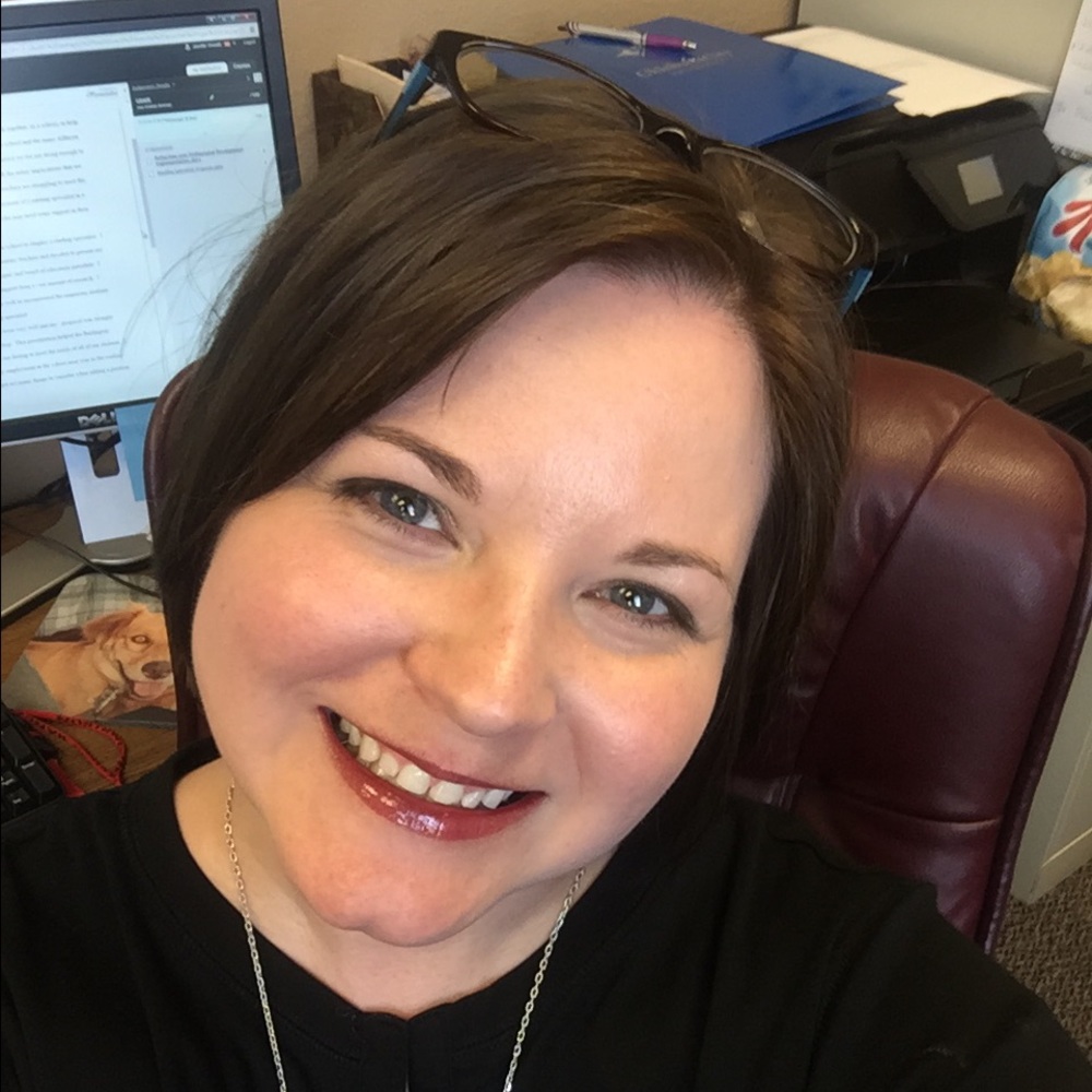 Meet your Posher, Jennifer