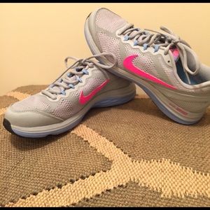 Nike Dual Fusion Run 3 Size 9