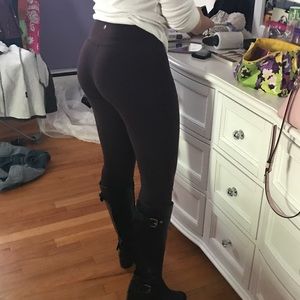 Lululemon purple High Times. 7/8
