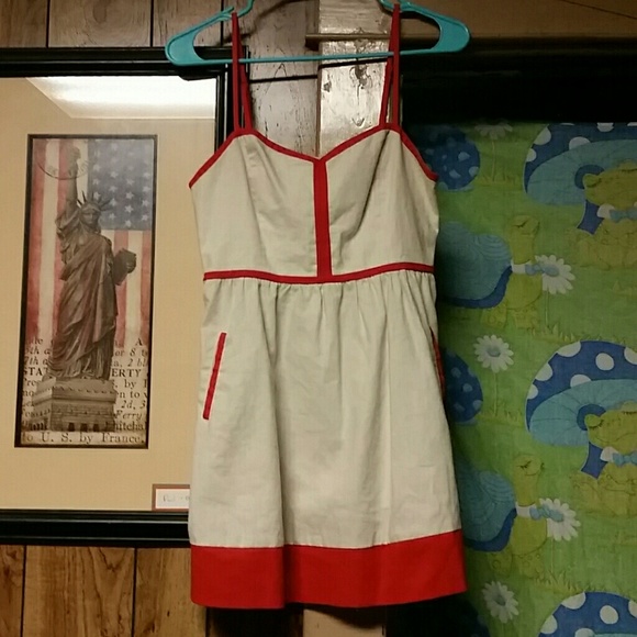 Cope Dresses & Skirts - Open back sun dress