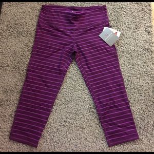 Athleta Chaturanga Capri