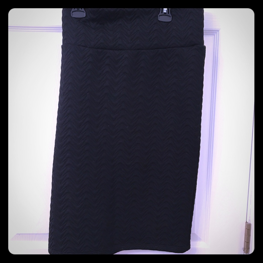 Lularoe Cassie skirt. Quilted material.