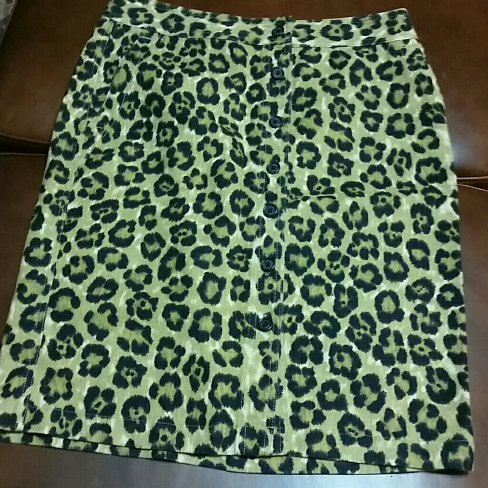 Animal print skirt
