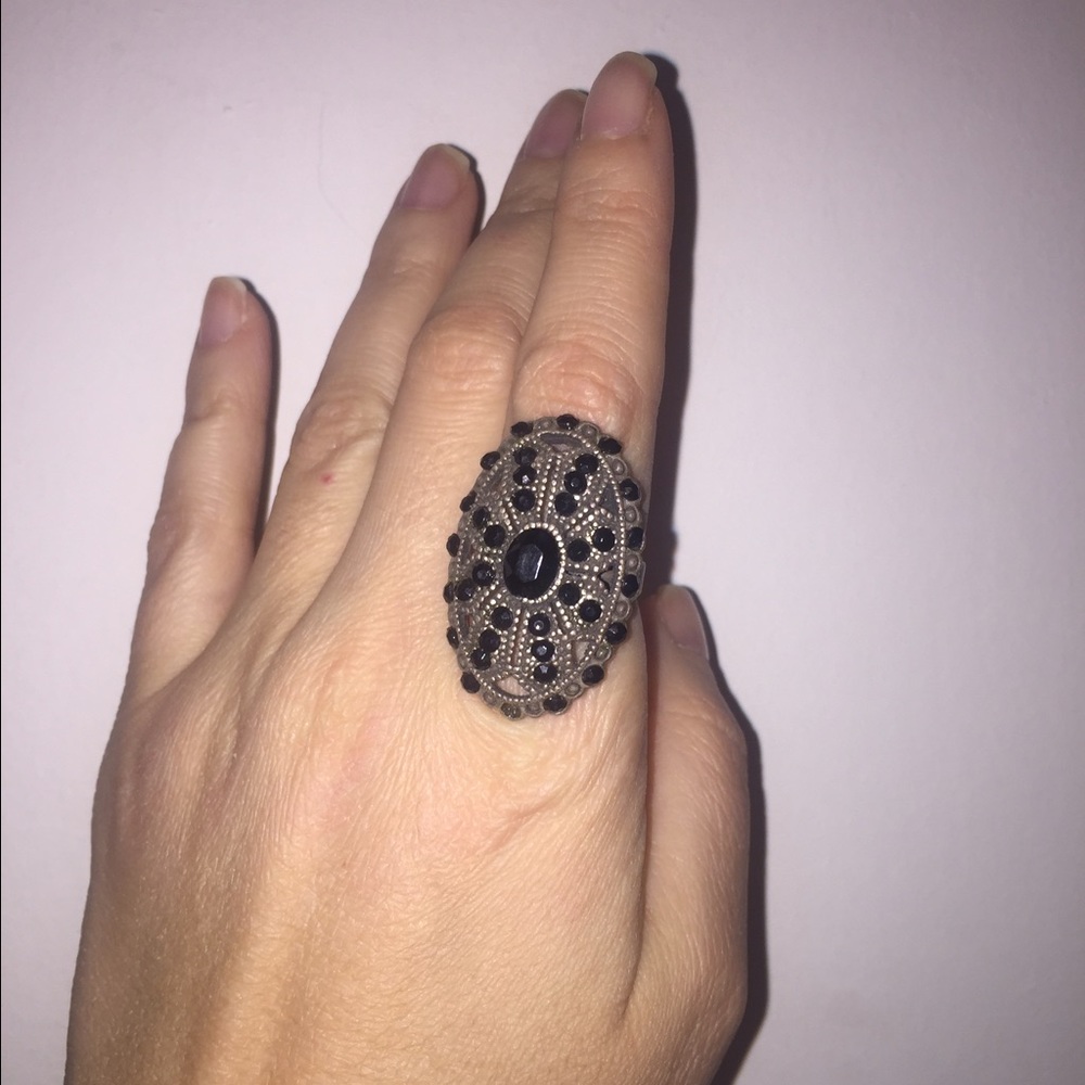 Black stone ring