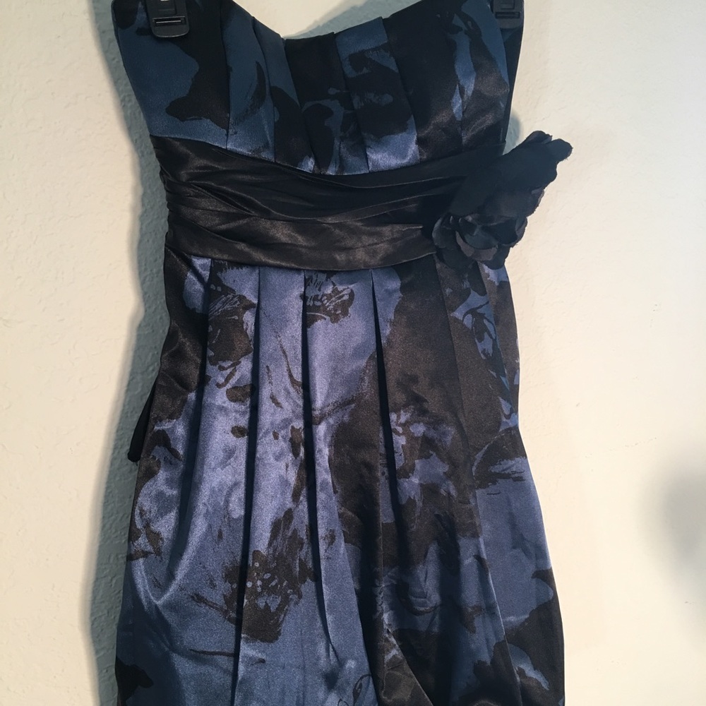 Speechless Blue/Black Strapless Dress