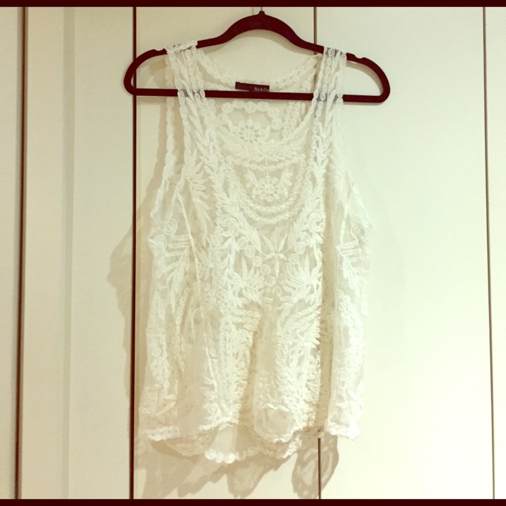 NWOT white lace Ro&De top - size small