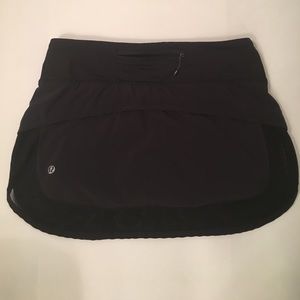 Lululemon black tennis skirt -built in shorts