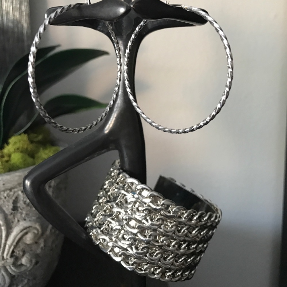 Bracelet & earrings bundle