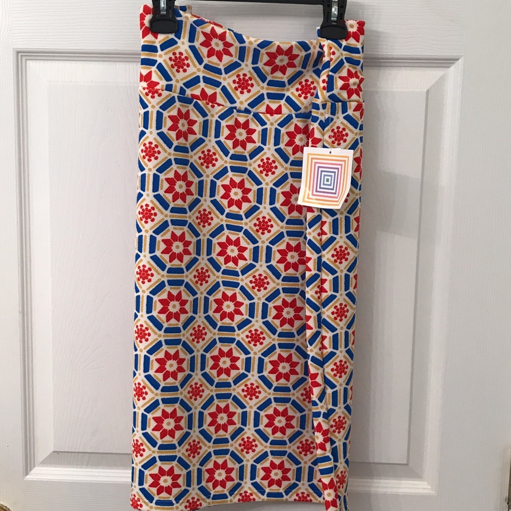 Lularoe Cassie skirt. XL. New with tags