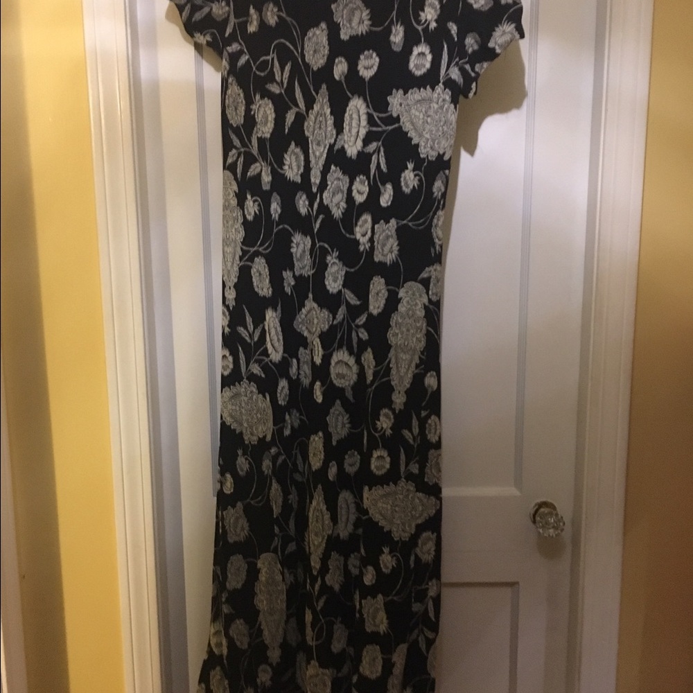 Jessica Howard maxi dress
