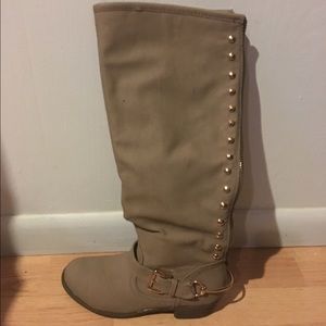 Olivia Miller Women's Evelyn Buff Knee-high Boots