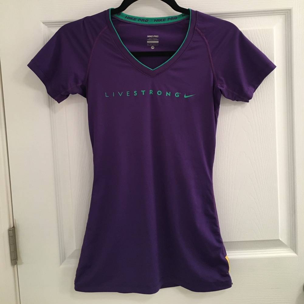 NikePro Live Strong Work out Tee Shirt
