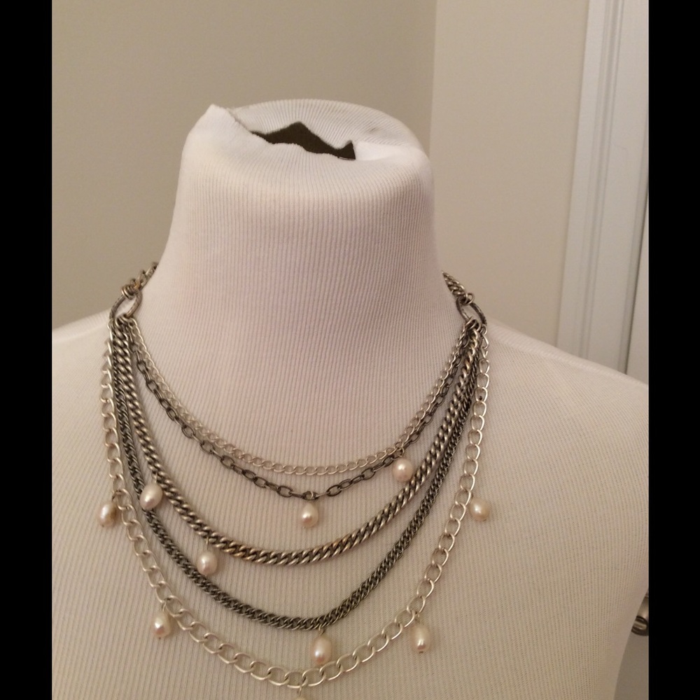 Stella & Dot chain and pearl necklace