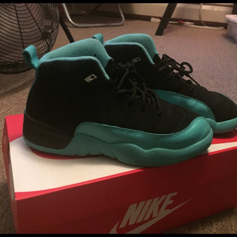 Almost new big girl Jordan's