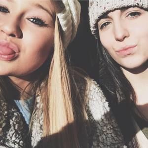 Meet your Posher, Julie