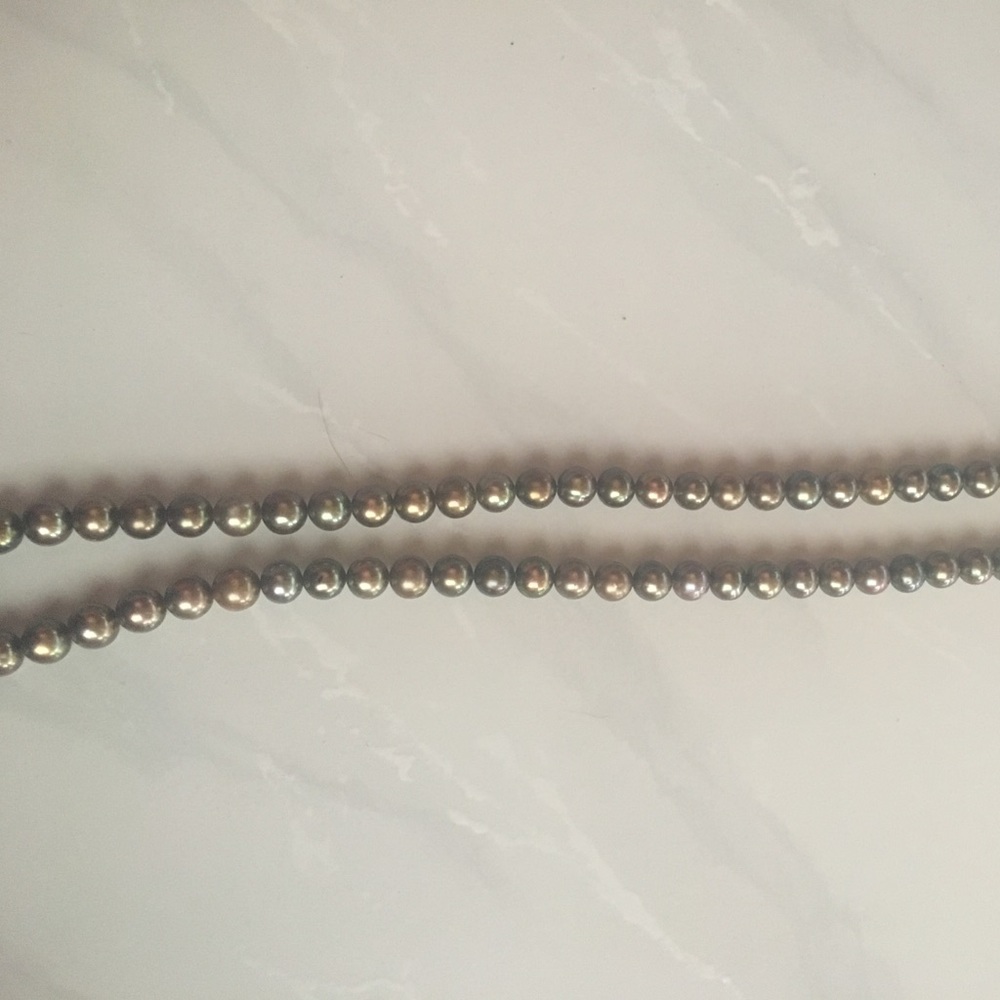 Pearl necklace