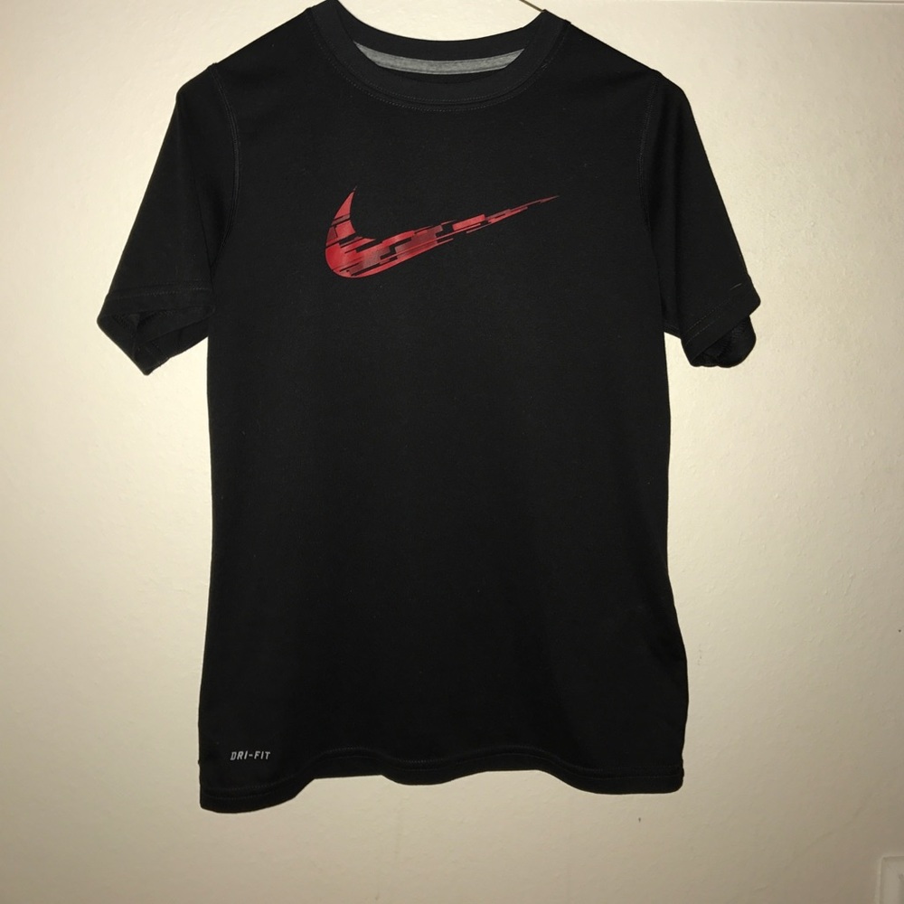 Boys Nike t-shirt