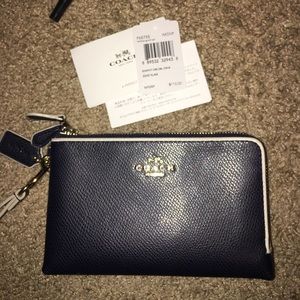 Coach double zip navy wristlet