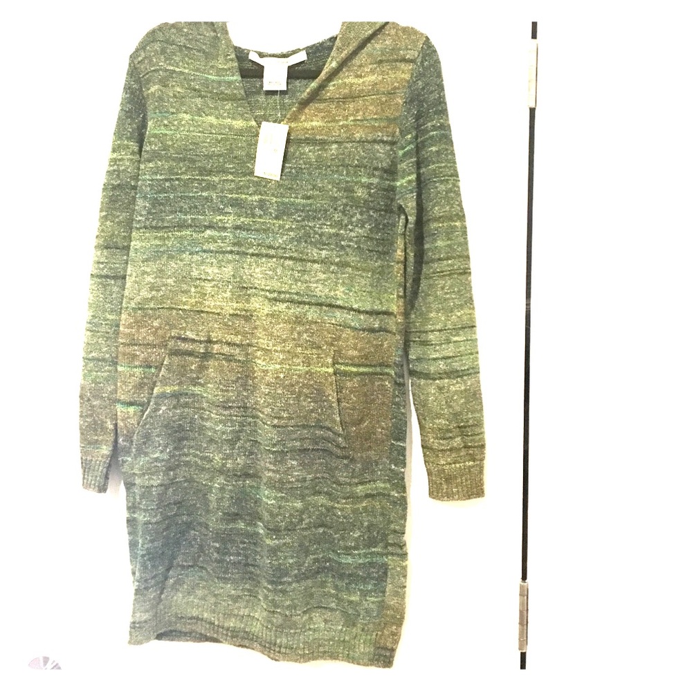 Sweater dress; beautiful greens; hooded, size M
