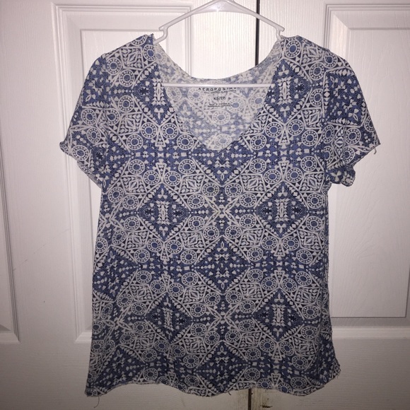 Aeropostale blue and white short sleeve blouse - Picture 1 of 1
