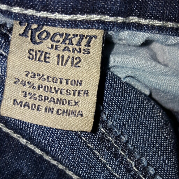 NEW ROCKIT WOMAN'S JEANS SIZE 11/12 - Picture 3 of 3