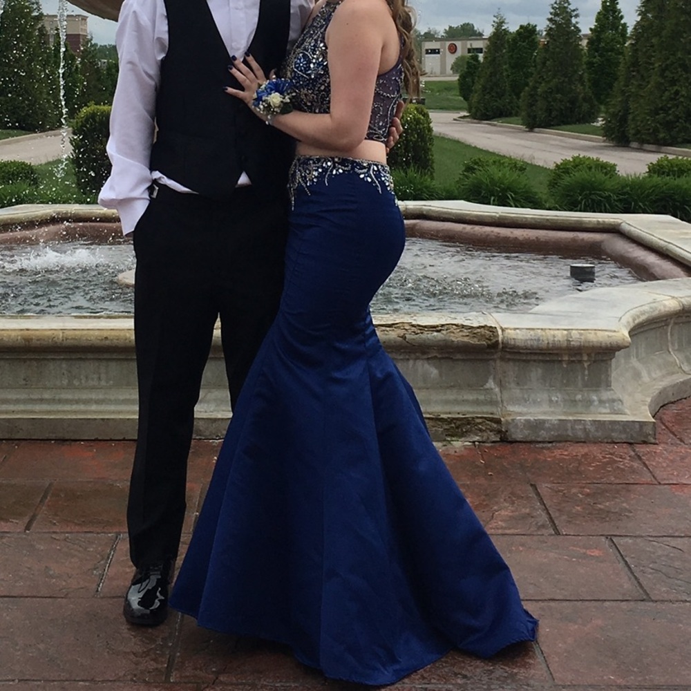 Blue Two Piece prom dress