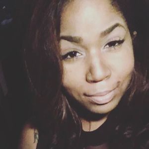 Meet your Posher, Taj