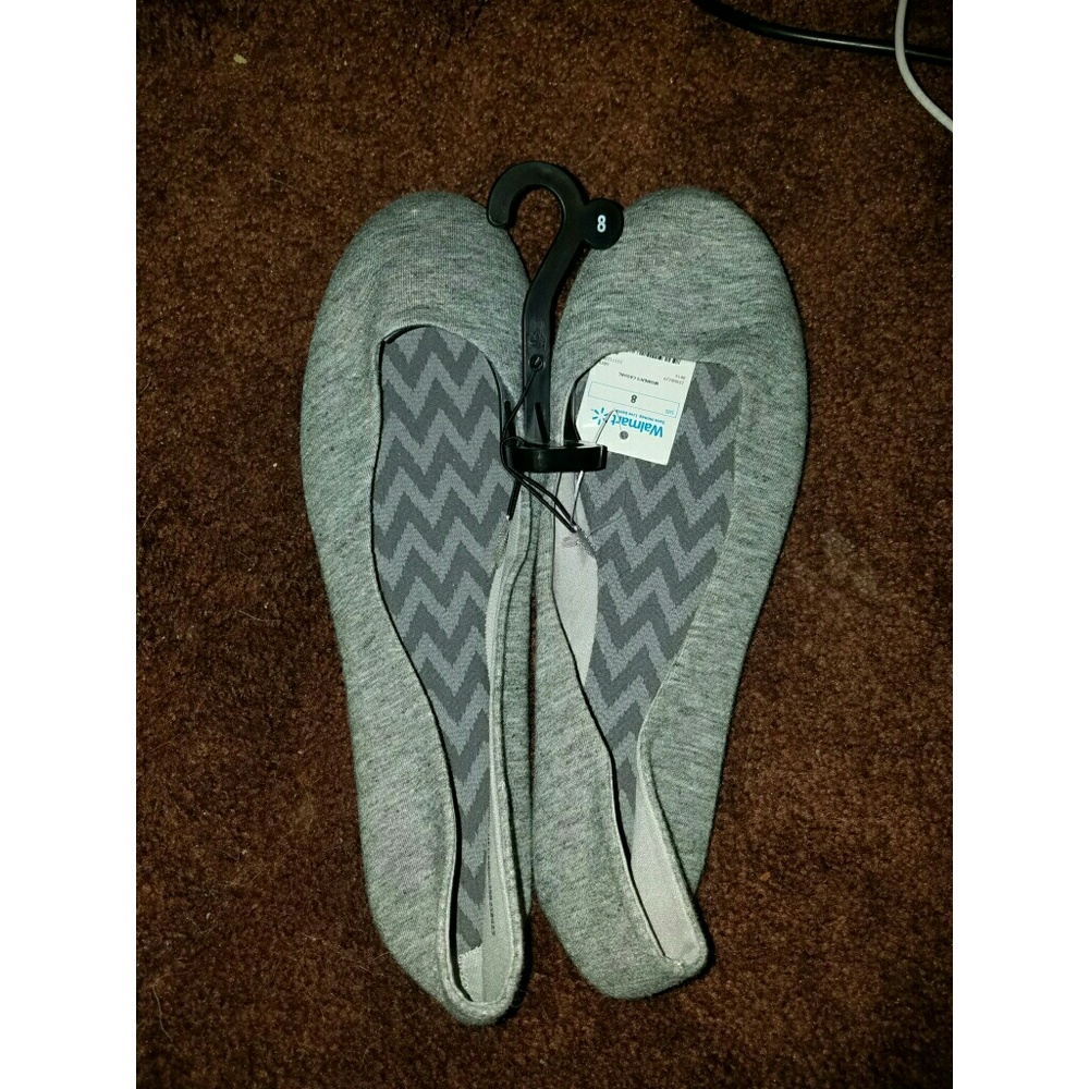 NWT Gray flats