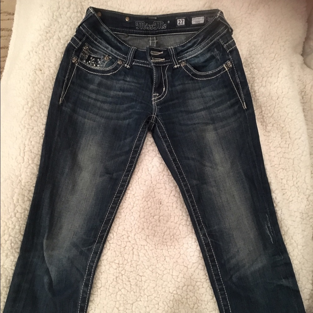 Size 27 Miss Me Capri.