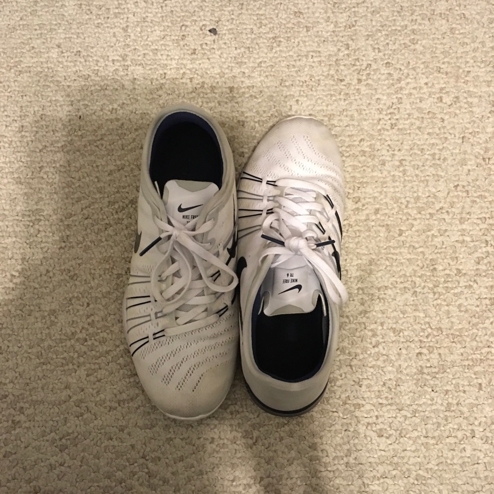 Nike Free TR 6