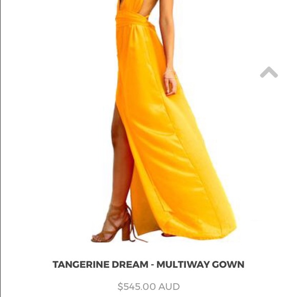 LOOKING FOR sister the label gown - Picture 3 of 3