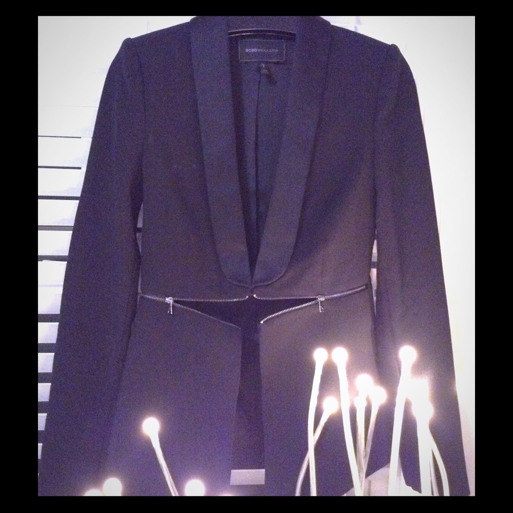 Bcbg tuxedo blazer with bonus free scarf!