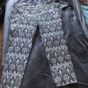 Size 18 Old Navy Diva Ankle Pant NWT