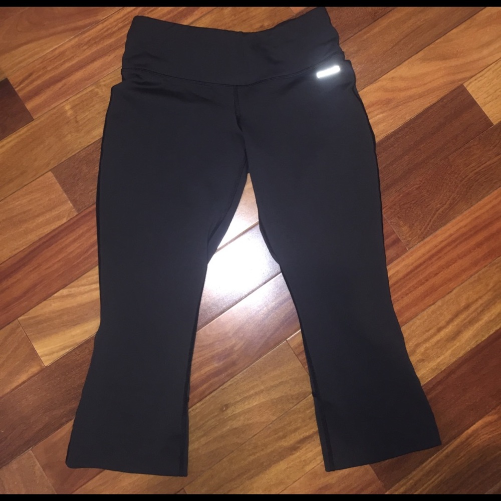Cropped yogas