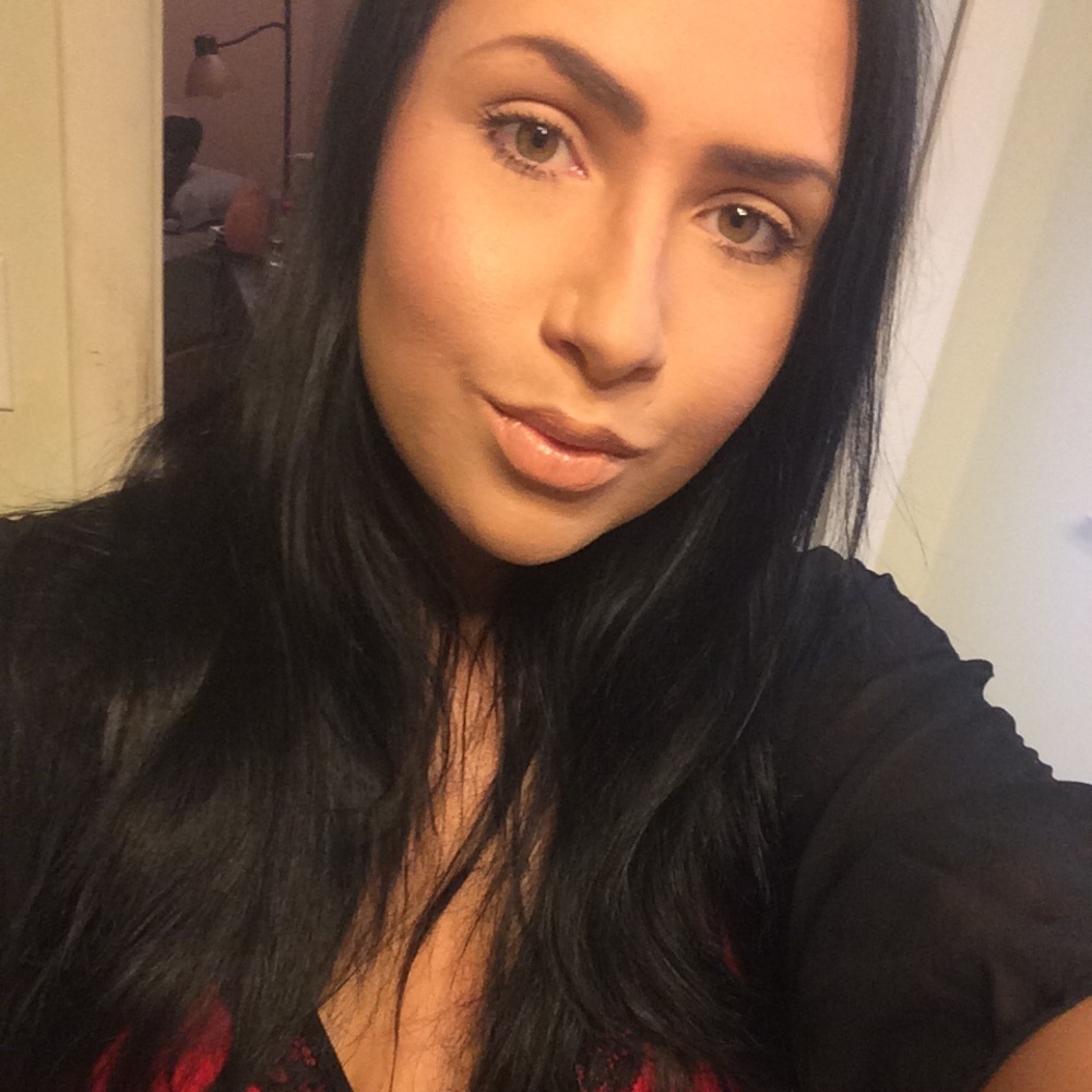 Meet your Posher, Camille