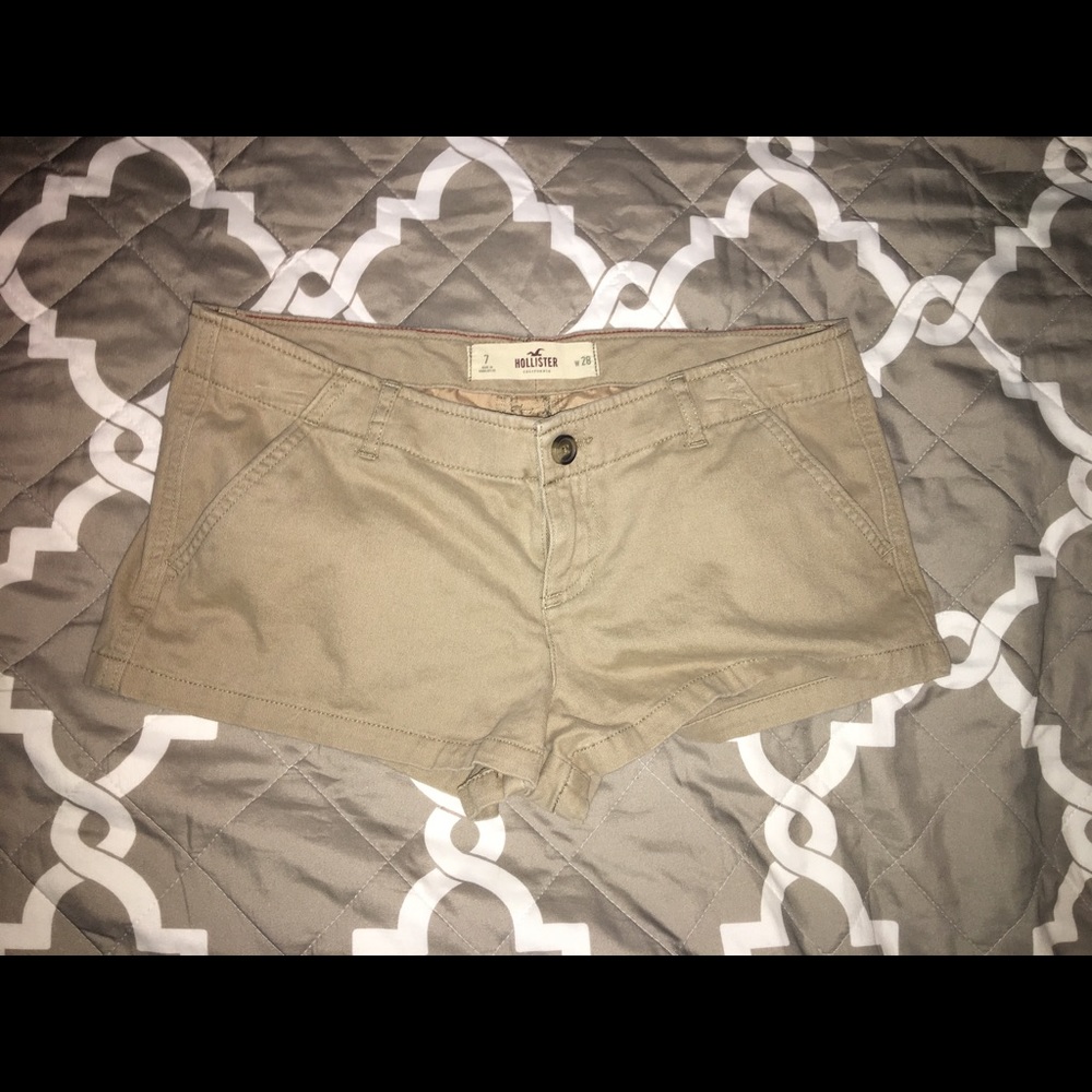 Hollister Khaki Shorts