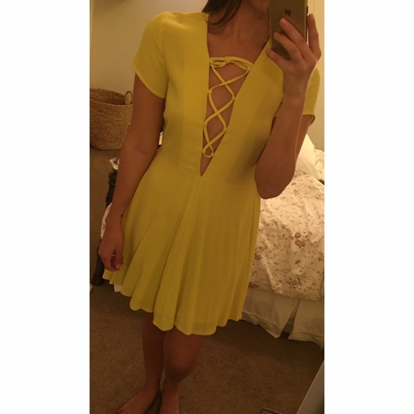 **NWT** never worn, gorgeous yellow dress🌻 - Picture 2 of 7