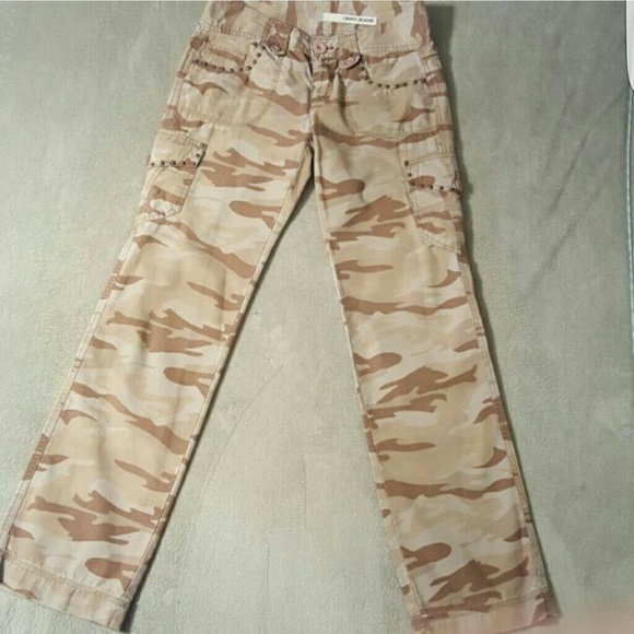 DKNY Pants - NWOT DKNY studded camouflage cargo pants