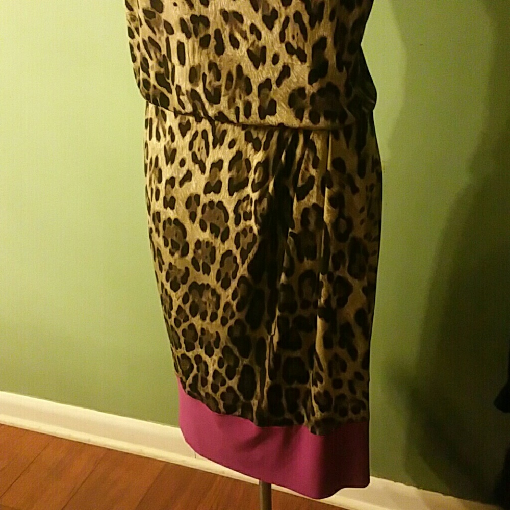 Dress - Picture 2 of 5
