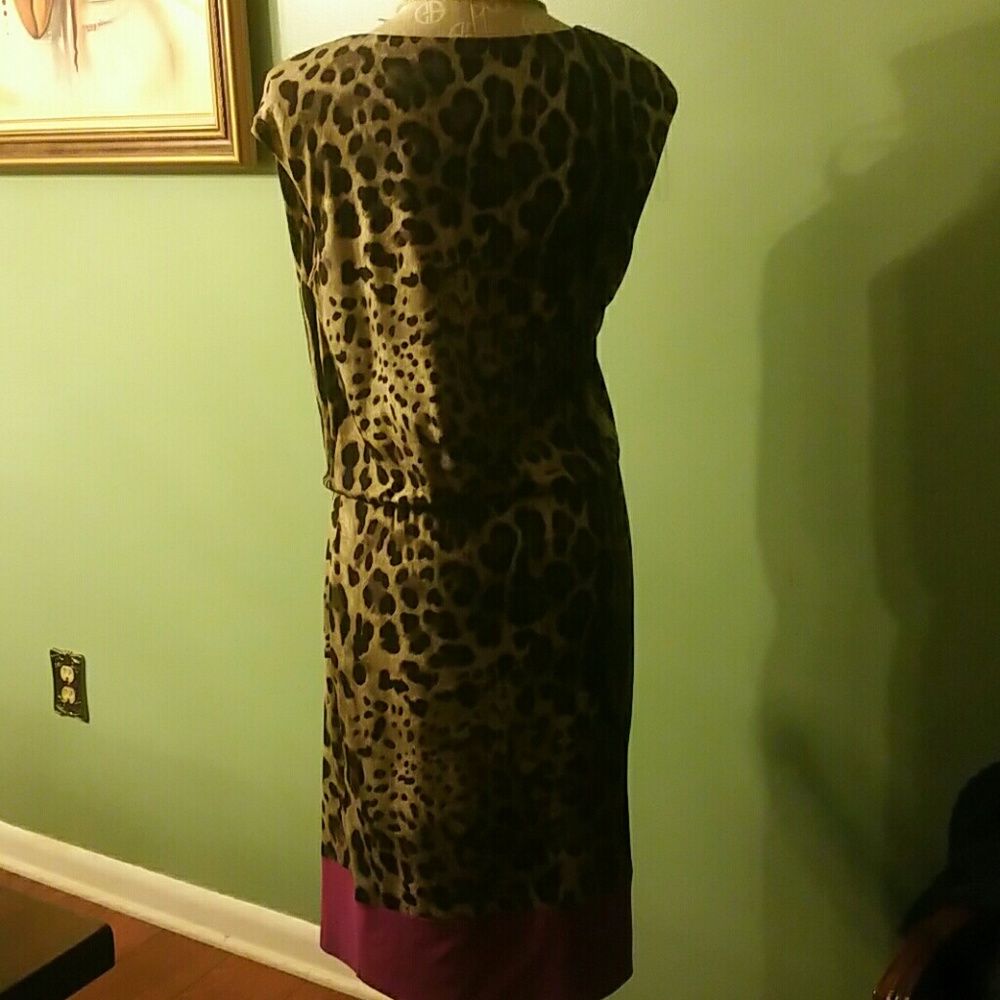 Dress - Picture 4 of 5